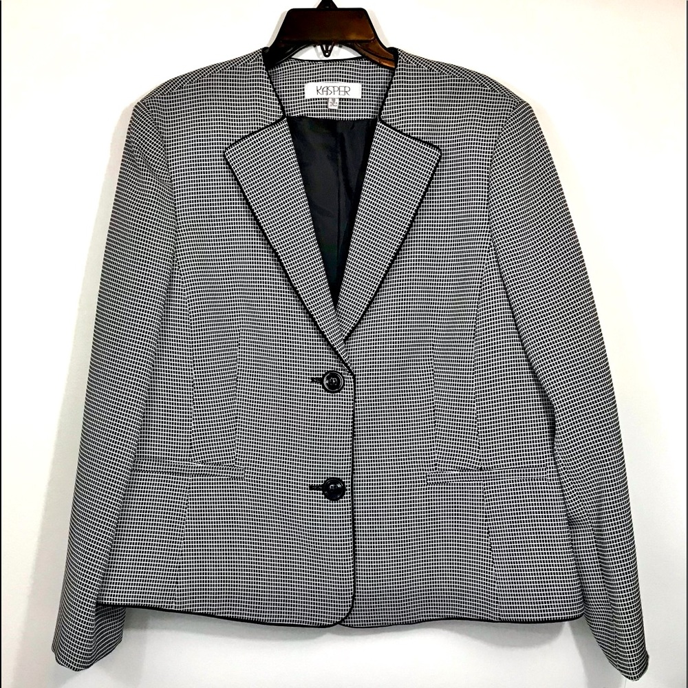 NWT! KASPER 2 PIECE SUIT FOR WOMEN
